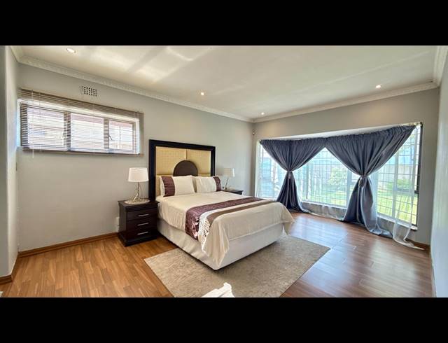 4 BEDROOM HOUSE FOR SALE IN BRACKENHURST